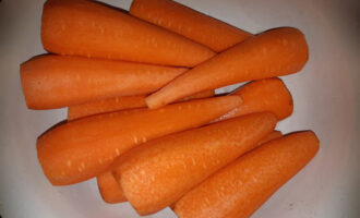 очистить морковь