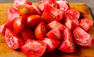 підготувати помідори